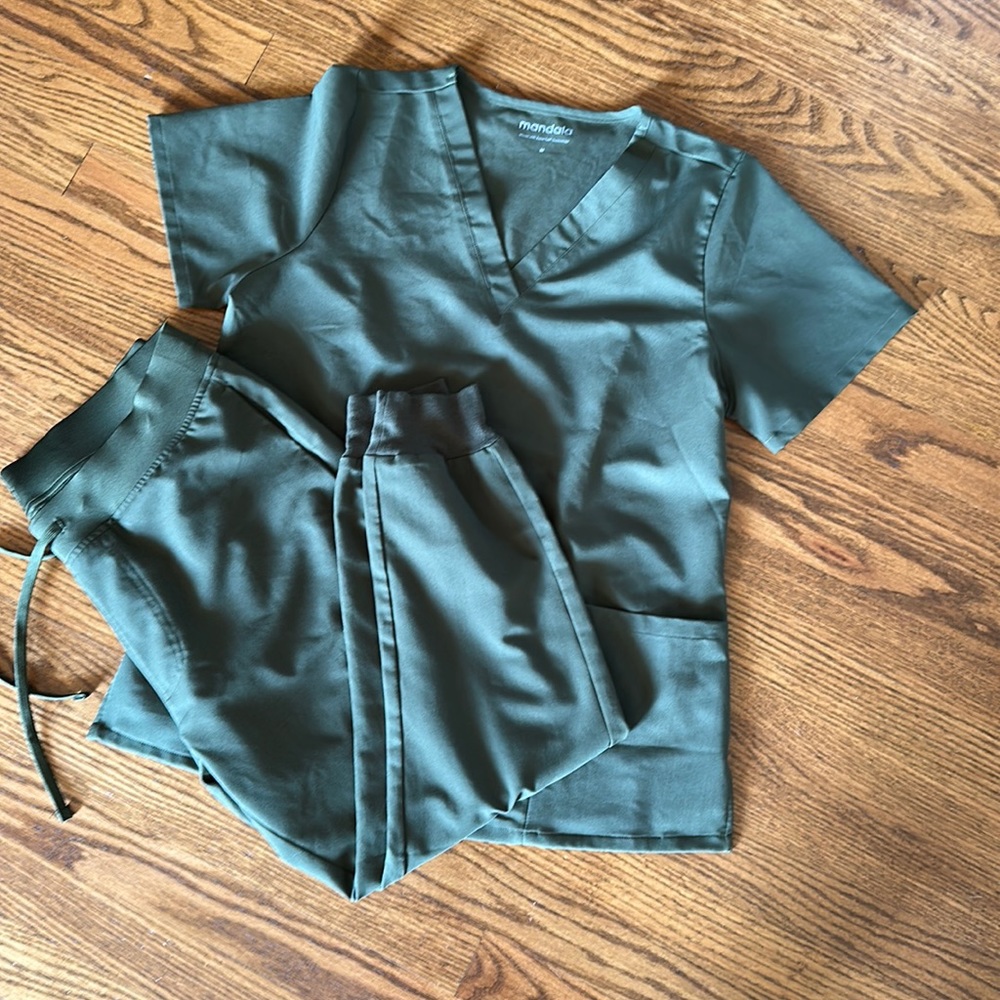 Mandala scrubs